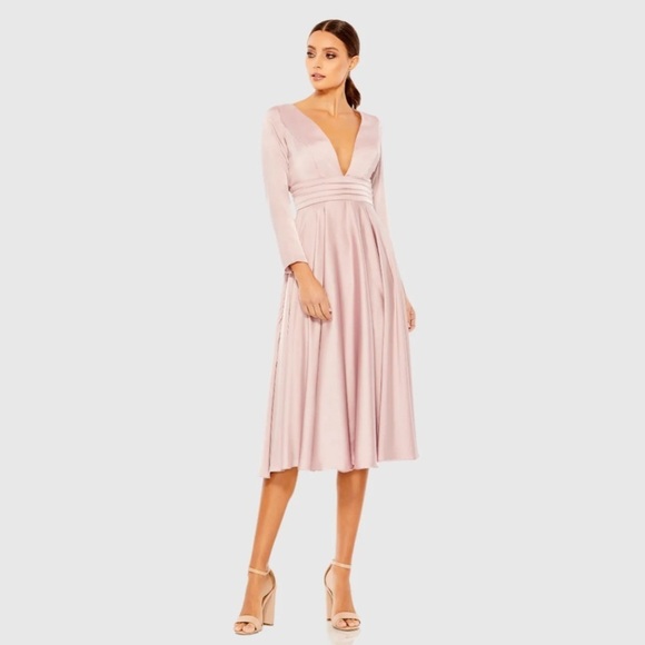IEENA FOR MAC DUGGAL 67527 NWT 
Plunge Neck Satin A-Line Dress - Picture 1 of 5